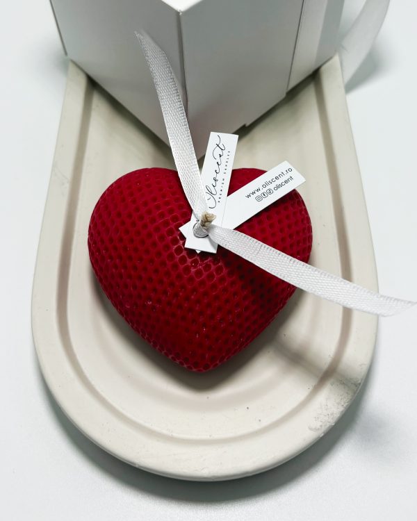 Lumânare parfumată inimă cu textură